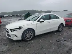 WDD3G4EB3KW024261 2019 MERCEDES-BENZ A-KLASSE
