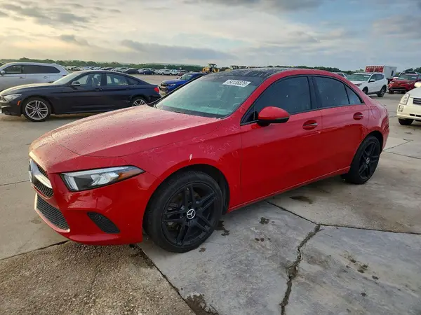 WDD3G4EB3KW025104 2019 MERCEDES-BENZ A-KLASSE - Image 1