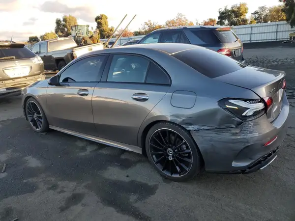WDD3G4EB4KW024821 2019 MERCEDES-BENZ A-KLASSE - Image 2