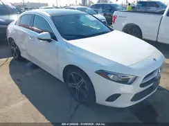 WDD3G4EB4KW030909 2019 MERCEDES-BENZ A-KLASSE
