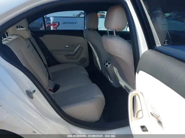 WDD3G4EB4KW030909 2019 MERCEDES-BENZ A-KLASSE - Image 8