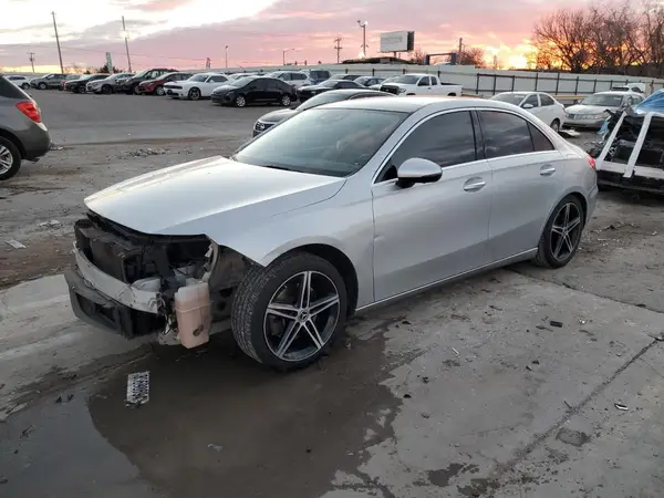 WDD3G4EB5KW012810 2019 MERCEDES-BENZ A-KLASSE - Image 1