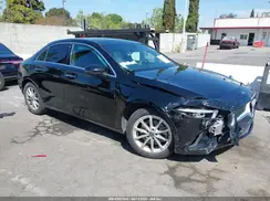 WDD3G4EB5KW025296 2019 MERCEDES-BENZ A-KLASSE