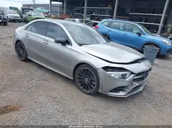WDD3G4EB5KW025329 2019 MERCEDES-BENZ A-KLASSE