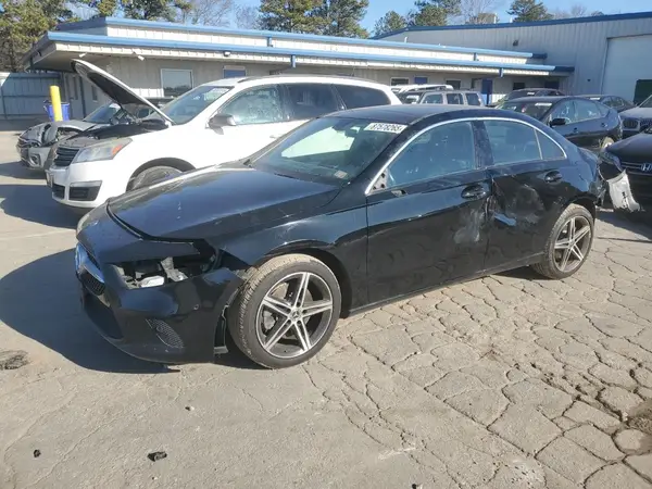 WDD3G4EB5KW027579 2019 MERCEDES-BENZ A-KLASSE - Image 1