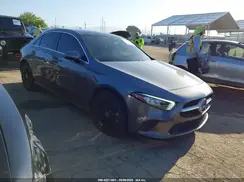 WDD3G4EB6KW033049 2019 MERCEDES-BENZ A-KLASSE
