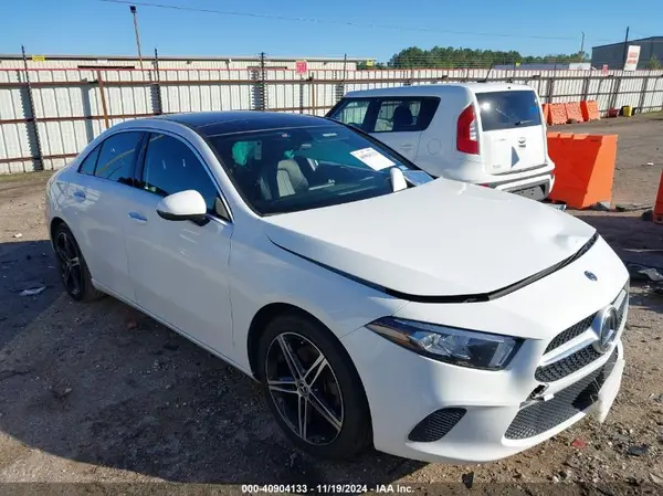 WDD3G4EB7KW000514 2019 MERCEDES-BENZ A-KLASSE - Image 1