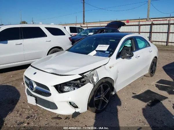WDD3G4EB7KW000514 2019 MERCEDES-BENZ A-KLASSE - Image 2