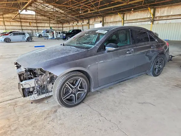 WDD3G4EB7KW001193 2019 MERCEDES-BENZ A-KLASSE - Image 1