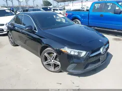 WDD3G4EB7KW020682 2019 MERCEDES-BENZ A-KLASSE