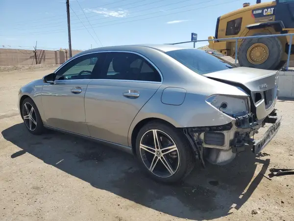 WDD3G4EB7KW021234 2019 MERCEDES-BENZ A-KLASSE - Image 2