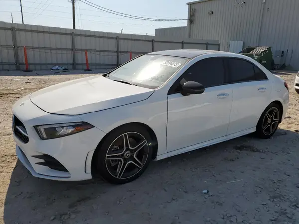 WDD3G4EB8KW010856 2019 MERCEDES-BENZ A-KLASSE - Image 1
