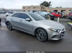 WDD3G4EB8KW018438 2019 MERCEDES-BENZ A-KLASSE