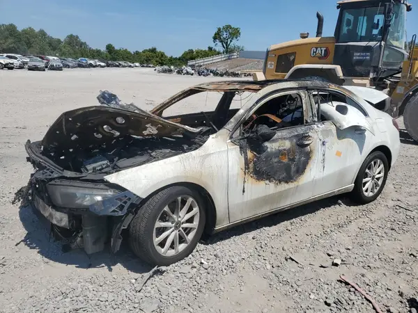 WDD3G4EB8KW021873 2019 MERCEDES-BENZ A-KLASSE - Image 1