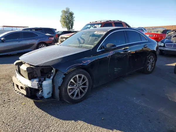 WDD3G4EB8KW027866 2019 MERCEDES-BENZ A-KLASSE - Image 1