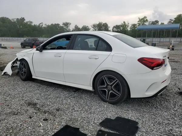 WDD3G4EB9KW022031 2019 MERCEDES-BENZ A-KLASSE - Image 2