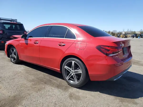 WDD3G4EB9KW023082 2019 MERCEDES-BENZ A-KLASSE - Image 2