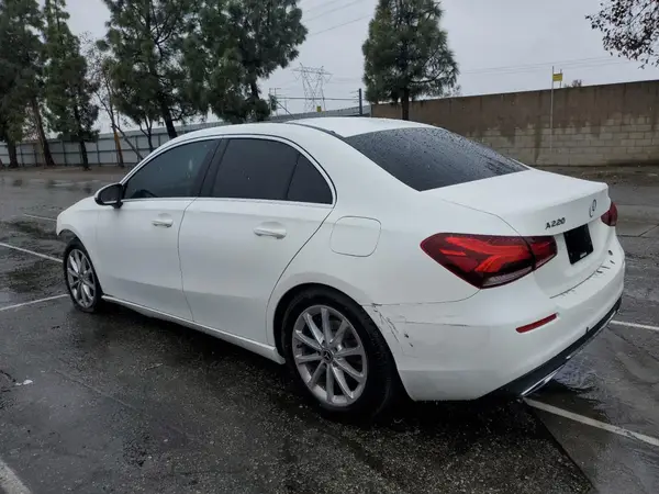 WDD3G4EBXKW006758 2019 MERCEDES-BENZ A-KLASSE - Image 2