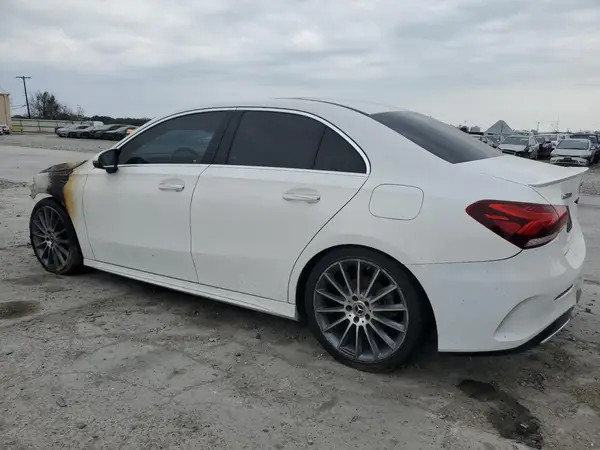 WDD3G4EBXKW012818 2019 MERCEDES-BENZ A-KLASSE - Image 2