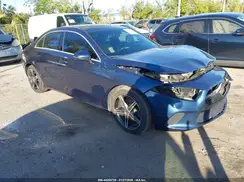 WDD3G4EBXKW017999 2019 MERCEDES-BENZ A-KLASSE