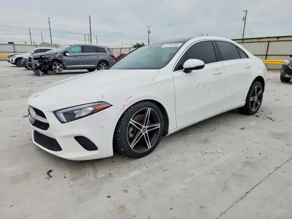WDD3G4EBXKW026833 2019 MERCEDES-BENZ A-KLASSE - Image 1