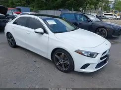 WDD3G4FB0KW010543 2019 MERCEDES-BENZ A-KLASSE