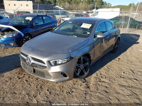 WDD3G4FB0KW025673 2019 MERCEDES-BENZ A-KLASSE - Image 2