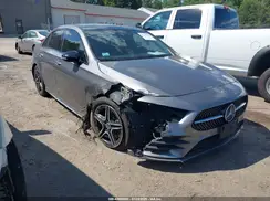 WDD3G4FB2KW002279 2019 MERCEDES-BENZ A-KLASSE