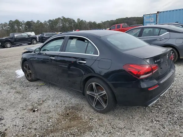 WDD3G4FB2KW009068 2019 MERCEDES-BENZ A-KLASSE - Image 2