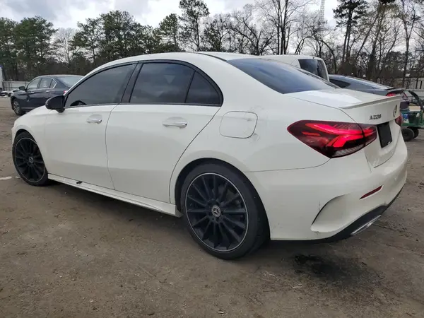 WDD3G4FB3KW005451 2019 MERCEDES-BENZ A-KLASSE - Image 2