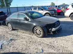 WDD3G4FB3LW040833 2020 MERCEDES-BENZ A-KLASSE