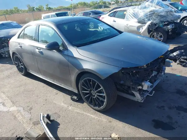 WDD3G4FB4KW001165 2019 MERCEDES-BENZ A-KLASSE - Image 1