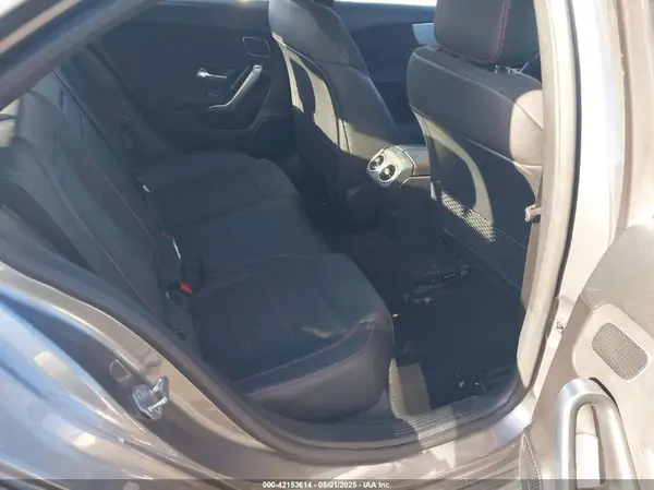 WDD3G4FB4KW001165 2019 MERCEDES-BENZ A-KLASSE - Image 8