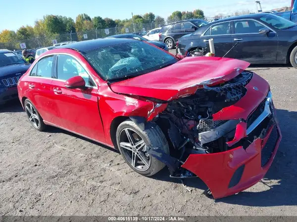 WDD3G4FB4KW016233 2019 MERCEDES-BENZ A-KLASSE - Image 1