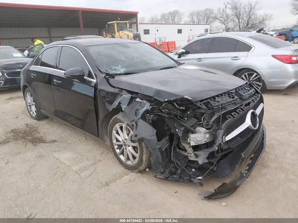 WDD3G4FB4KW027328 2019 MERCEDES-BENZ A-KLASSE - Image 1