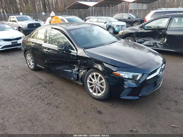 WDD3G4FB5KW001269 2019 MERCEDES-BENZ A-KLASSE - Image 1