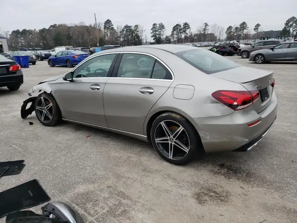 WDD3G4FB6KW013530 2019 MERCEDES-BENZ A-KLASSE - Image 2
