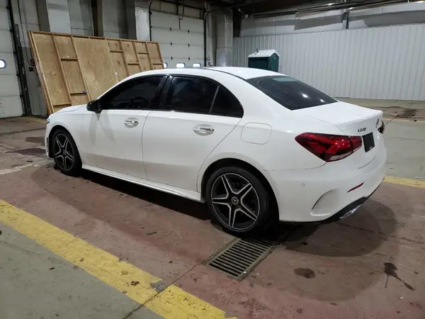 WDD3G4FB6KW025998 2019 MERCEDES-BENZ A-KLASSE - Image 2