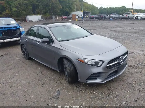 WDD3G4FB7KW002276 2019 MERCEDES-BENZ A-KLASSE - Image 1
