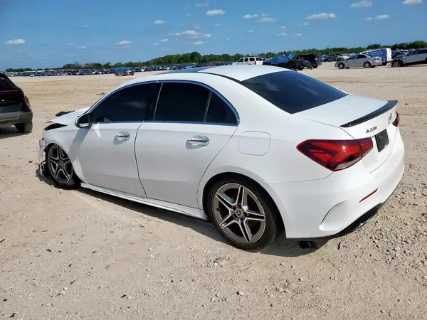 WDD3G4FB7KW013228 2019 MERCEDES-BENZ A-KLASSE - Image 2