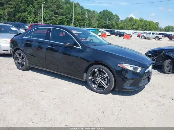 WDD3G4FB8KW021337 2019 MERCEDES-BENZ A-KLASSE - Image 1
