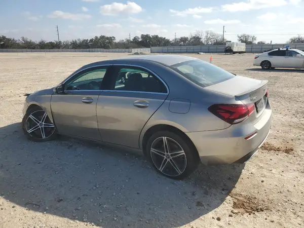 WDD3G4FB9KW025445 2019 MERCEDES-BENZ A-KLASSE - Image 2