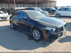 WDD3G4FB9KW025526 2019 MERCEDES-BENZ A-KLASSE