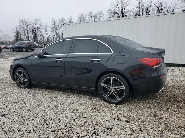 WDD3G4FBXKW024305 2019 MERCEDES-BENZ A-KLASSE - Image 2