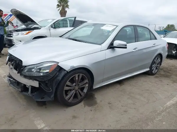WDDHF5KB0GB200037 2016 MERCEDES-BENZ E-KLASSE - Image 2
