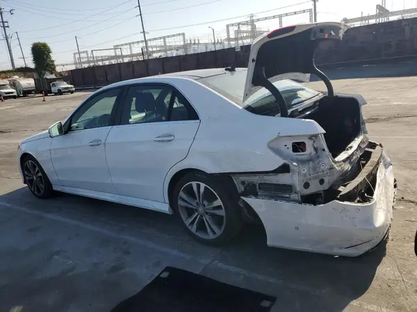 WDDHF5KB7GB234864 2016 MERCEDES-BENZ E-KLASSE - Image 2