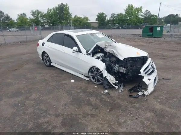 WDDHF8JB1GB182649 2016 MERCEDES-BENZ E-KLASSE - Image 1