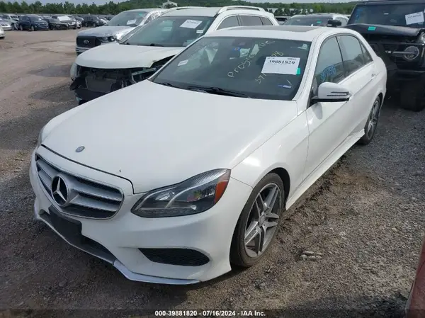 WDDHF8JB1GB239075 2016 MERCEDES-BENZ E-KLASSE - Image 2