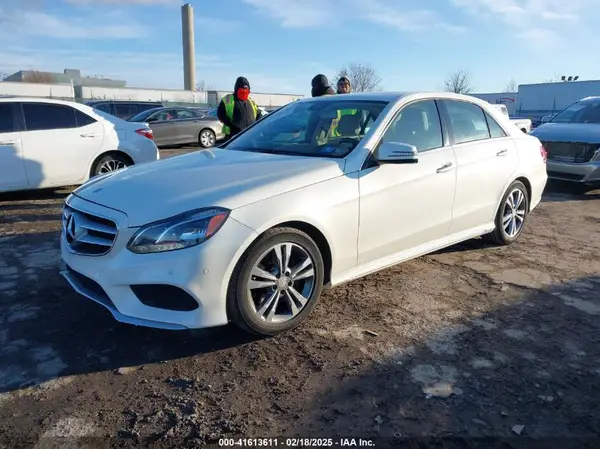 WDDHF8JB2GB225993 2016 MERCEDES-BENZ E-KLASSE - Image 2