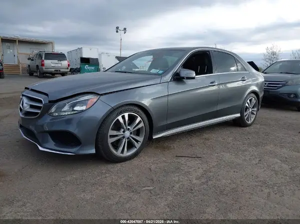 WDDHF8JB2GB237075 2016 MERCEDES-BENZ E-KLASSE - Image 2